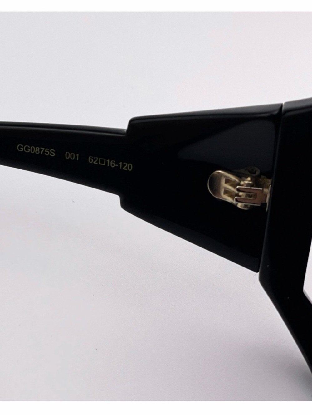 Gucci Black Oversized Fashion Sunglasses - Picture 9 of 9